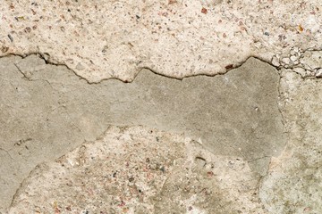 Concrete wall with granite pebbles