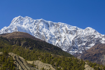 Fototapeta na wymiar Majestic mountain peaks in Himalayas mountains in Nepal