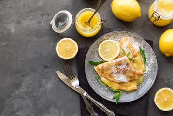 Crepes with lemon curd