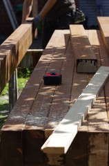 Terrassenüberdachung - Pergola aus Holz montieren