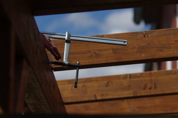 Terrassenüberdachung - Pergola aus Holz montieren