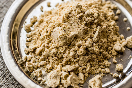 Ginger Powder on silver plate. (zencefil)