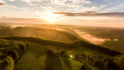 Sonnenaufgang mit Nebel