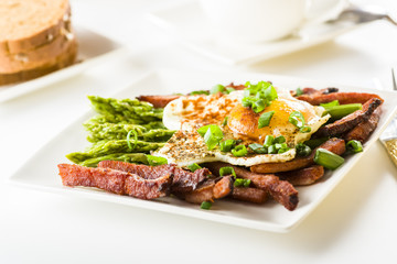 Asparagus with egg and bacon