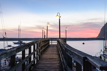 Fototapeta premium bootssteg landing stage in morro bay