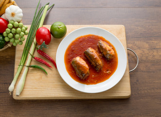 Mackerel in tomato sauce