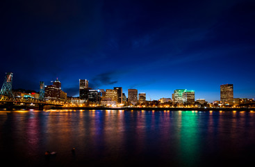 Fototapeta na wymiar Night panorama of Portland