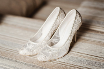 Obraz na płótnie Canvas modern wedding shoes
