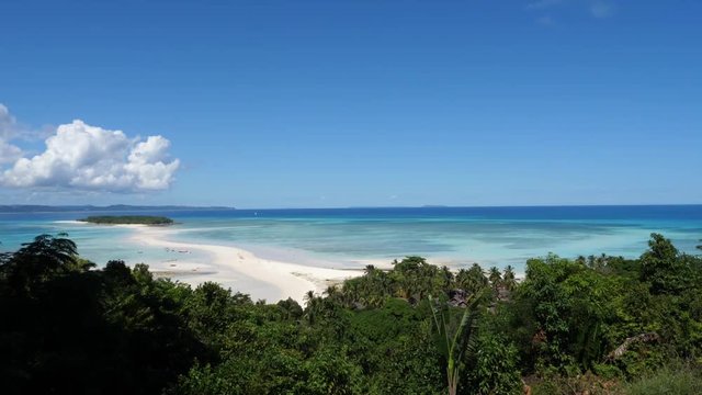 Spiaggia nell'isola di Nosy Iranja, Madagascar