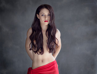 Portrait of a topless passionate young woman - obrazy, fototapety, plakaty