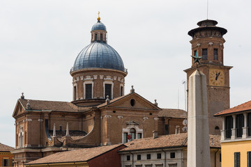 Fototapeta na wymiar Basilica della Madonna della Ghiara