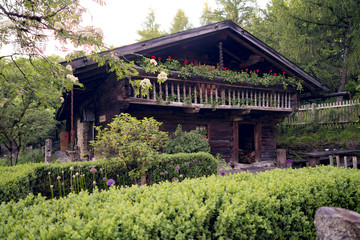 Fototapeta na wymiar Altes Bauernhaus in Bayern