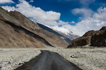 Road pass mountain area in Leh