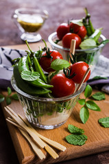 Raw vegetable salad