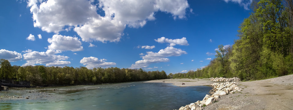 Der Lech in Augsburg am Hochablass, Panoramafoto