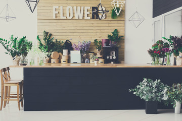 Blumenladen-Interieur, kleines Unternehmen des Blumendesign-Studios
