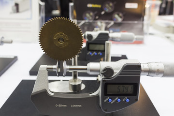 Gear pitch inspection by micrometer