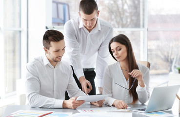 Fototapeta premium Business people working in office