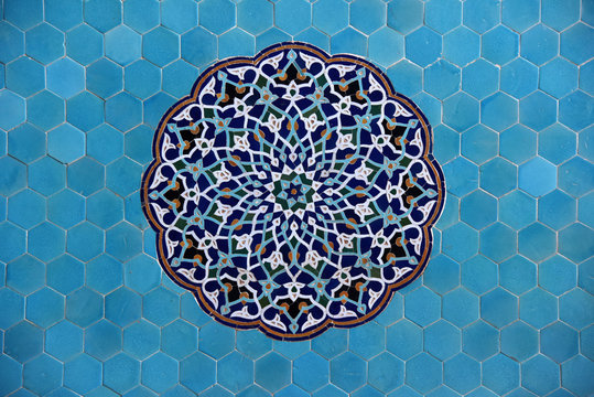Fragment of the decoration of the wall of the mosque. Jameh mosque of Yazd. Iran