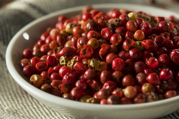 Dry Organic Red Peppercorns