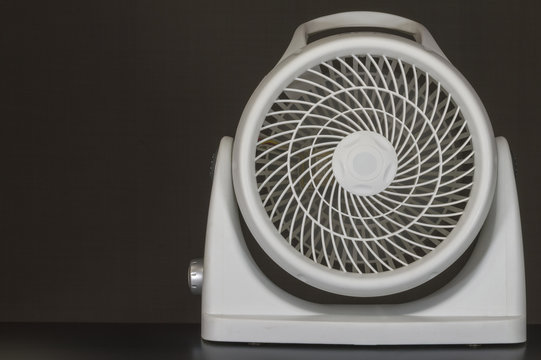 Box Fan, Modern Maximum Efficiency Box Fan