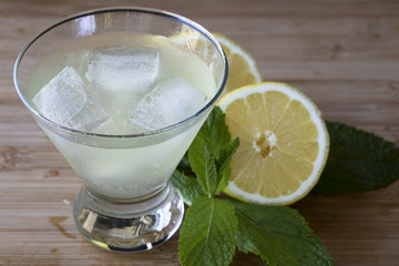 Refreshing Lemon Cocktail