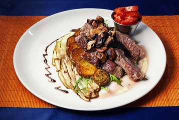 Grilled Meat, Mushrooms and Potatoes