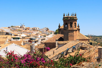 Monumento - Iglesia San Mateo en Ba&ntilde;os de la Encina, Ja&eacute;n, Espa&ntilde;a