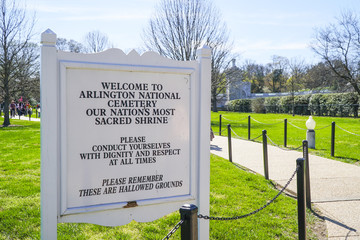 Arlington Cemetery Welcome sign - WASHINGTON, DISTRICT OF COLUMBIA - APRIL 8, 2017