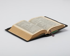 Obraz premium Holy Bible open