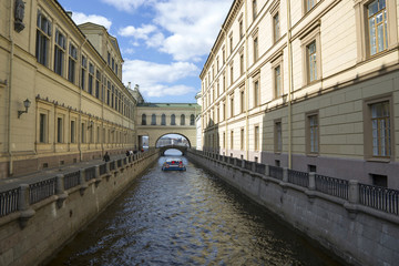 Fototapeta na wymiar Saint Petersburg, Russia,may 04, 2017: Channel Winter groove in St. Petersburg 
