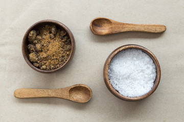 Wooden utensils with salt and sugar