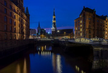 Fototapeta premium Hamburg Germany, at the blue hour view of St. Michael's Church