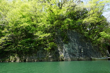 岩手県　厳美渓　新緑