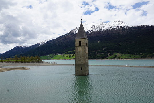 Kirche im Wasser