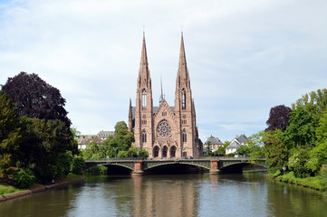Fototapeta na wymiar Strasbourg, St. Paul's Church