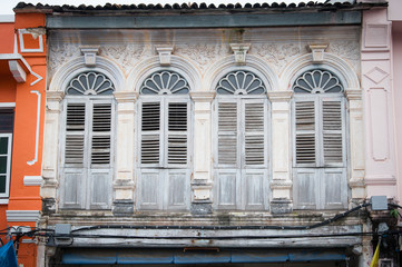 chino Portuguese windows, chino Portuguese architecture style in
