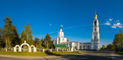 Fototapeta na wymiar Orthodox Church in Moscow Region, Russia