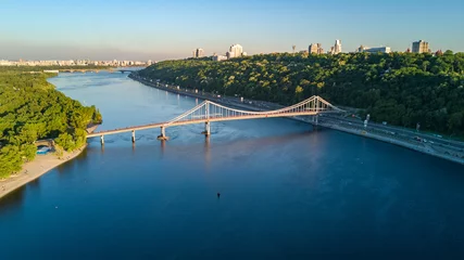 Foto op Aluminium Aerial top view of pedestrian Park bridge and Dnieper river from above, city of Kiev, Ukraine   © Iuliia Sokolovska