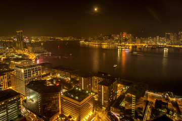 Honkong bei Nacht - Victoria Harbour - Blick auf Hochhäuser, Asien