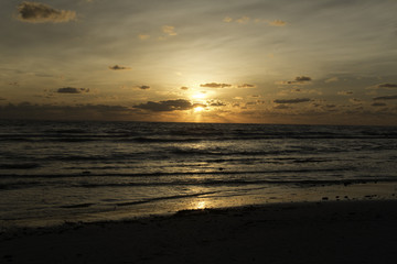 Fototapeta na wymiar Gulf Coast Sunset