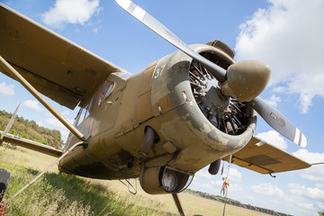 Motorflugzeug