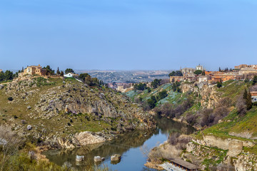 Fototapeta na wymiar Tagus river in Toledo, Spain