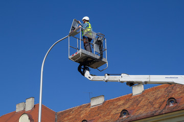 Podnośnik koszowy © Jakub