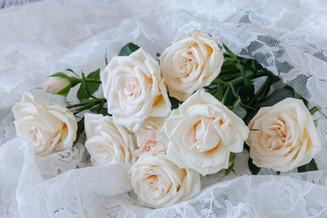 Obraz na płótnie Canvas beige wedding background with roses