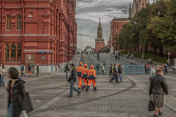 Employees of service of elimination of the modes go to the Kremlin according to the application of the dispatcher to correct the current political situation.