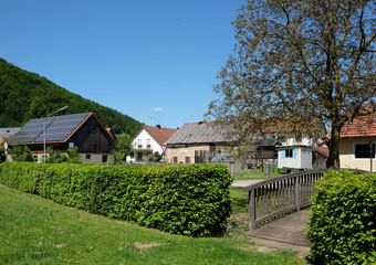 Fototapeta na wymiar Altes Gehöft in Deising