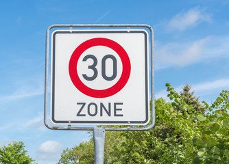 Verkehrszeichen Zone 30