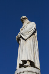 Fototapeta premium Leonardo da Vinci monument in Milan