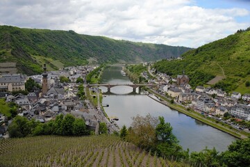 Fototapeta na wymiar Panorama miasta Cochem na rzece Moselle ,Niemcy
